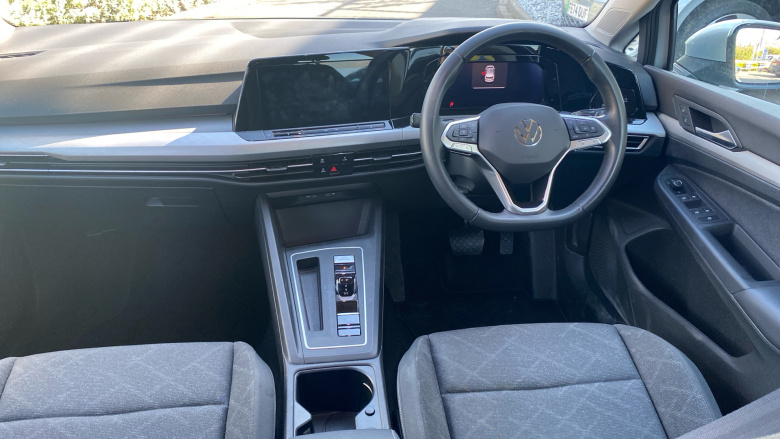 Volkswagen Golf 1.5 eTSI 150 Life 5dr DSG Petrol Hatchback